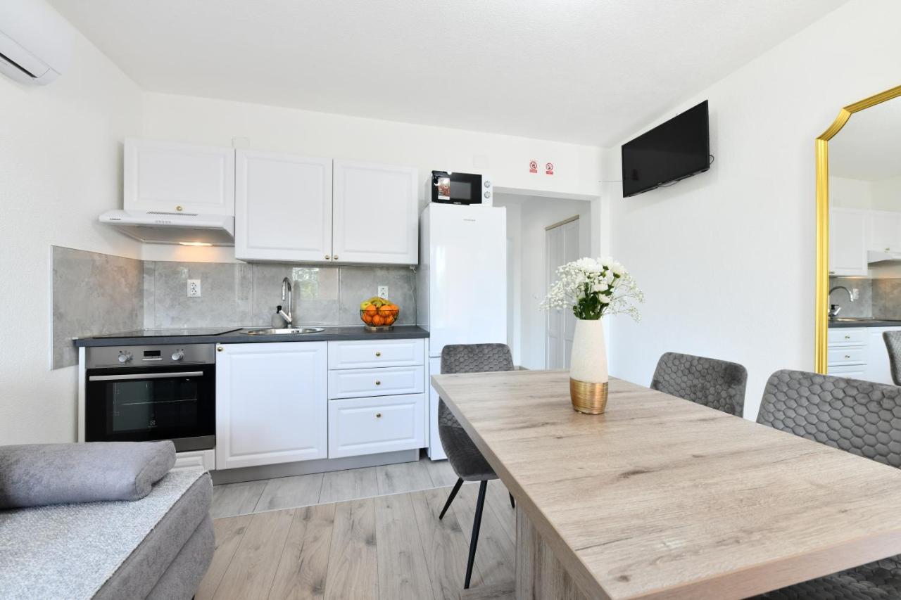 Apartments Green Linden Rakovica Exterior photo